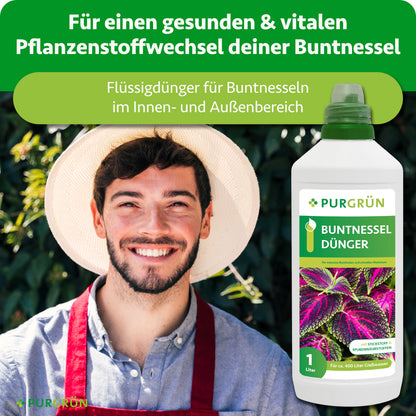 Gärtner neben einer Flasche Buntnessel-Dünger; Flüssigdünger für Buntnesseln im Innen- und Außenbereich.