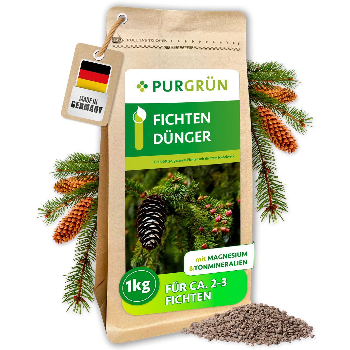 Purgrün Fichten-Dünger im 1-kg-Beutel für ca. 2-3 Fichten, umgeben von Fichtenzweigen, Zapfen und feinem Granulat.