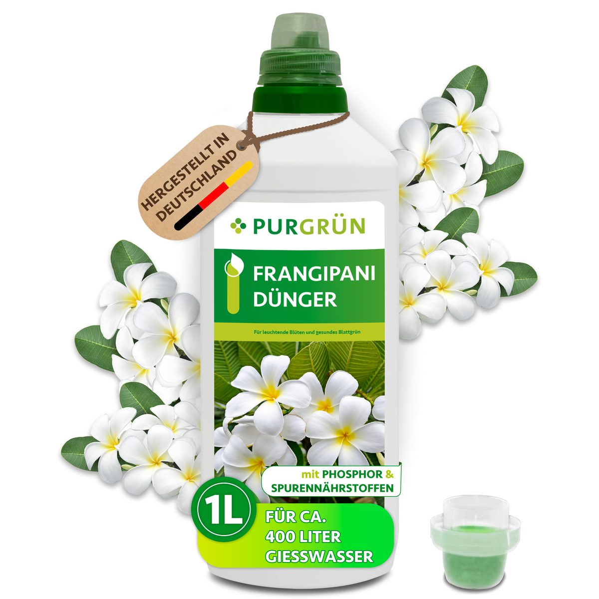 Purgrün Frangipani-Dünger in der 1-Liter-Flasche mit Dosierkappe und weißen Frangipani-Blüten; ausreichend für ca. 400 Liter Gießwasser.