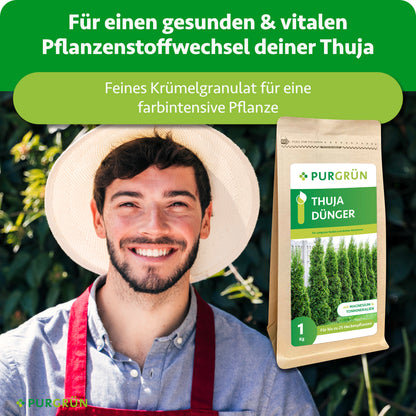 Lächelnder Gärtner mit Thuja-Dünger; feines Krümelgranulat für einen gesunden, vitalen Pflanzenstoffwechsel und eine farbintensive Thuja.