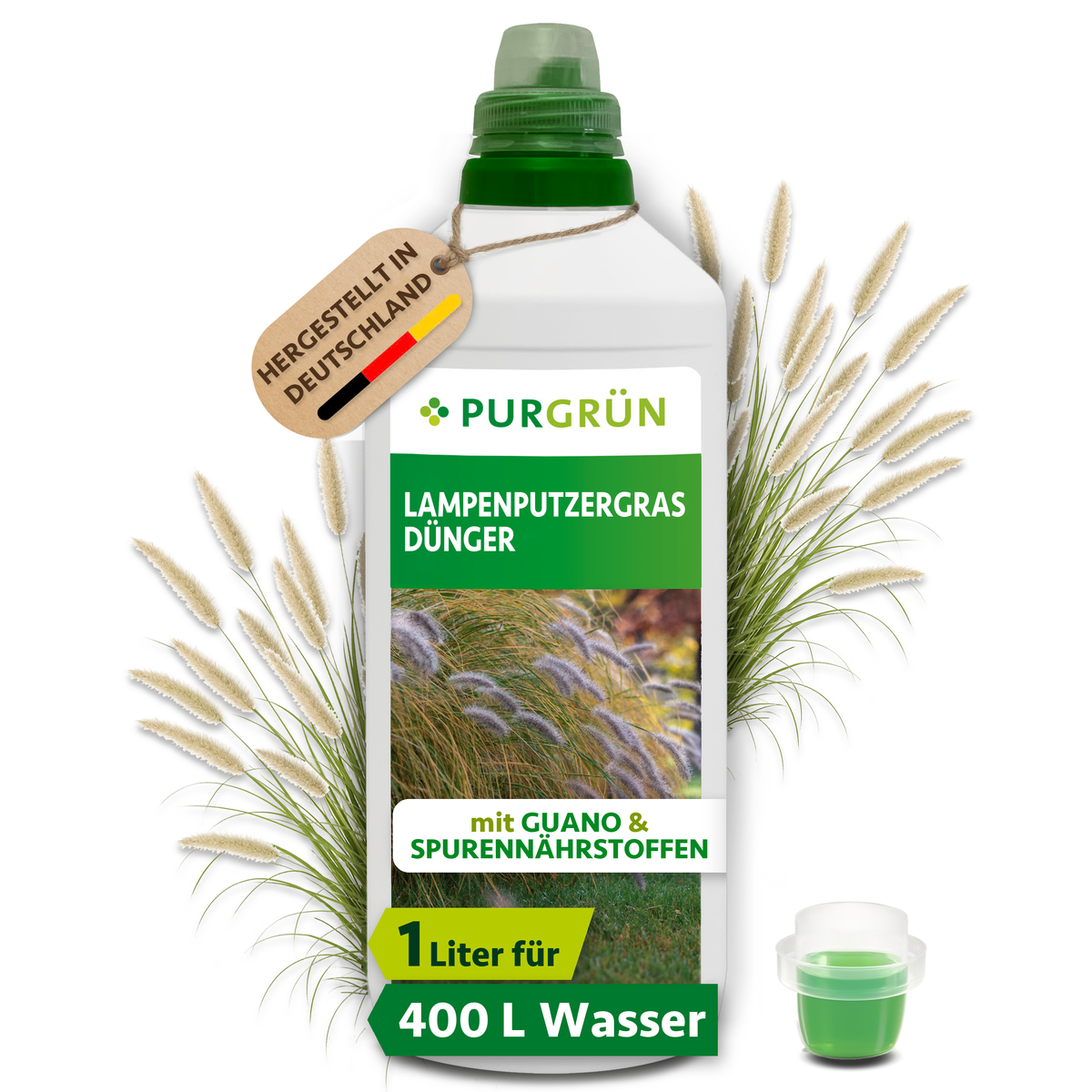 1-Liter-Flasche Purgrün Lampenputzergras-Dünger mit Dosierkappe für ca. 400 Liter Gießwasser, umgeben von Lampenputzergras.